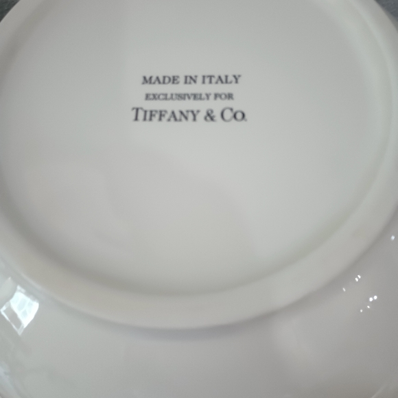 Vtg Tiffany & Co. Extra Large Basket Weave Bow and Plate - Picture 7 of 7